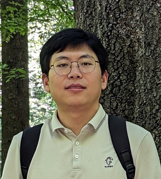 photo of Lingxian Zhang