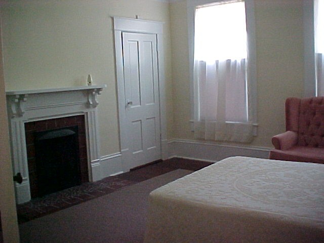 Blackshear Student Housing Bedroom