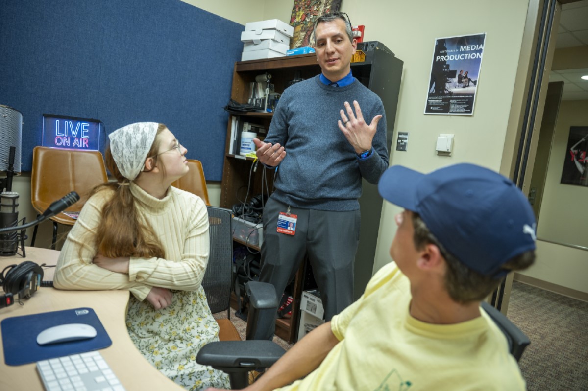 Students with Professor Chris Curry